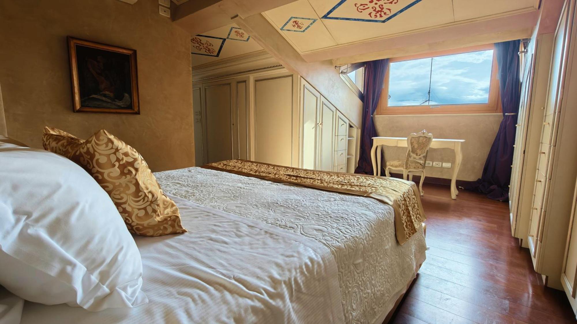 Opera Luxury Apartment Verona Ngoại thất bức ảnh