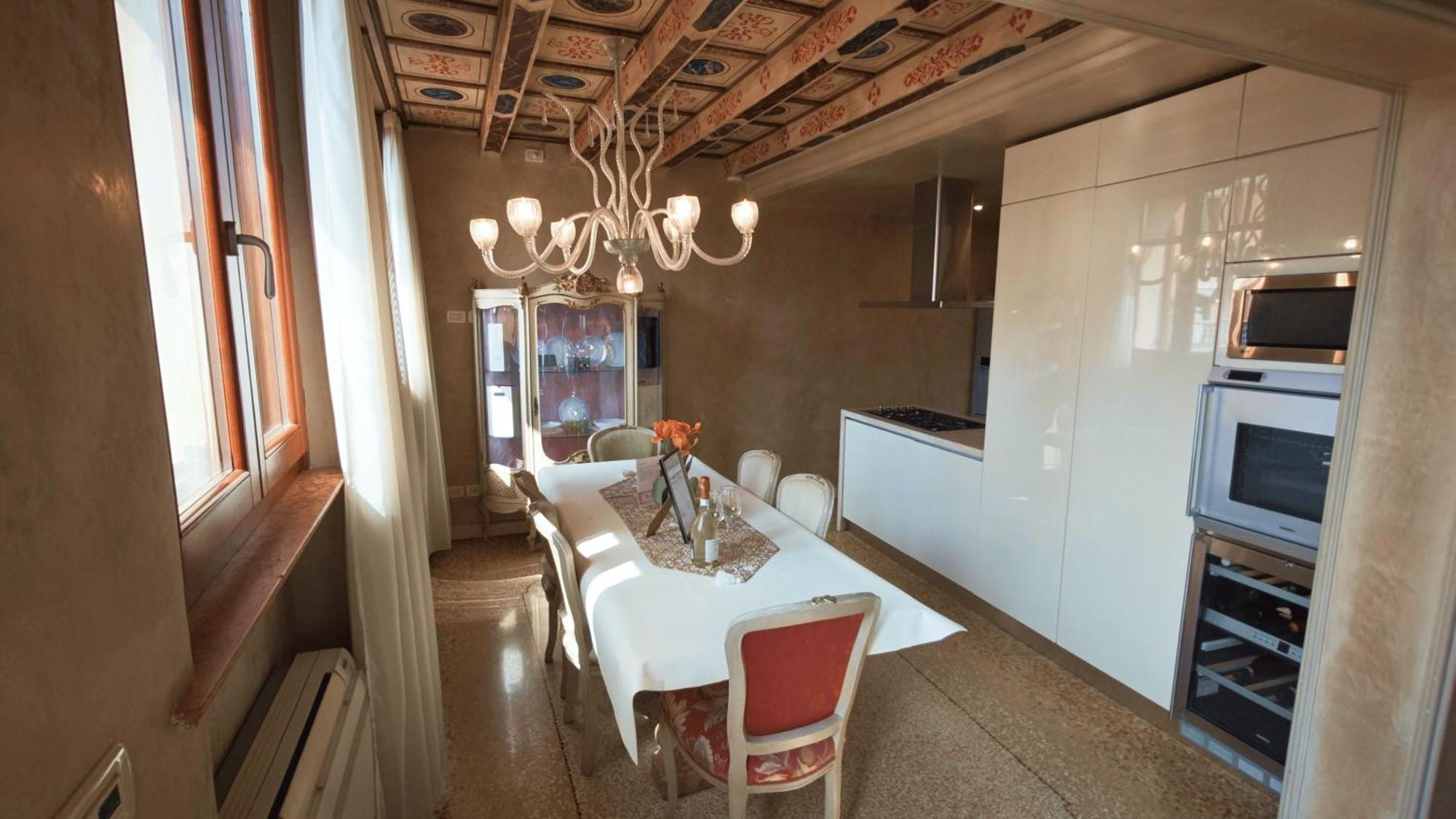 Opera Luxury Apartment Verona Ngoại thất bức ảnh