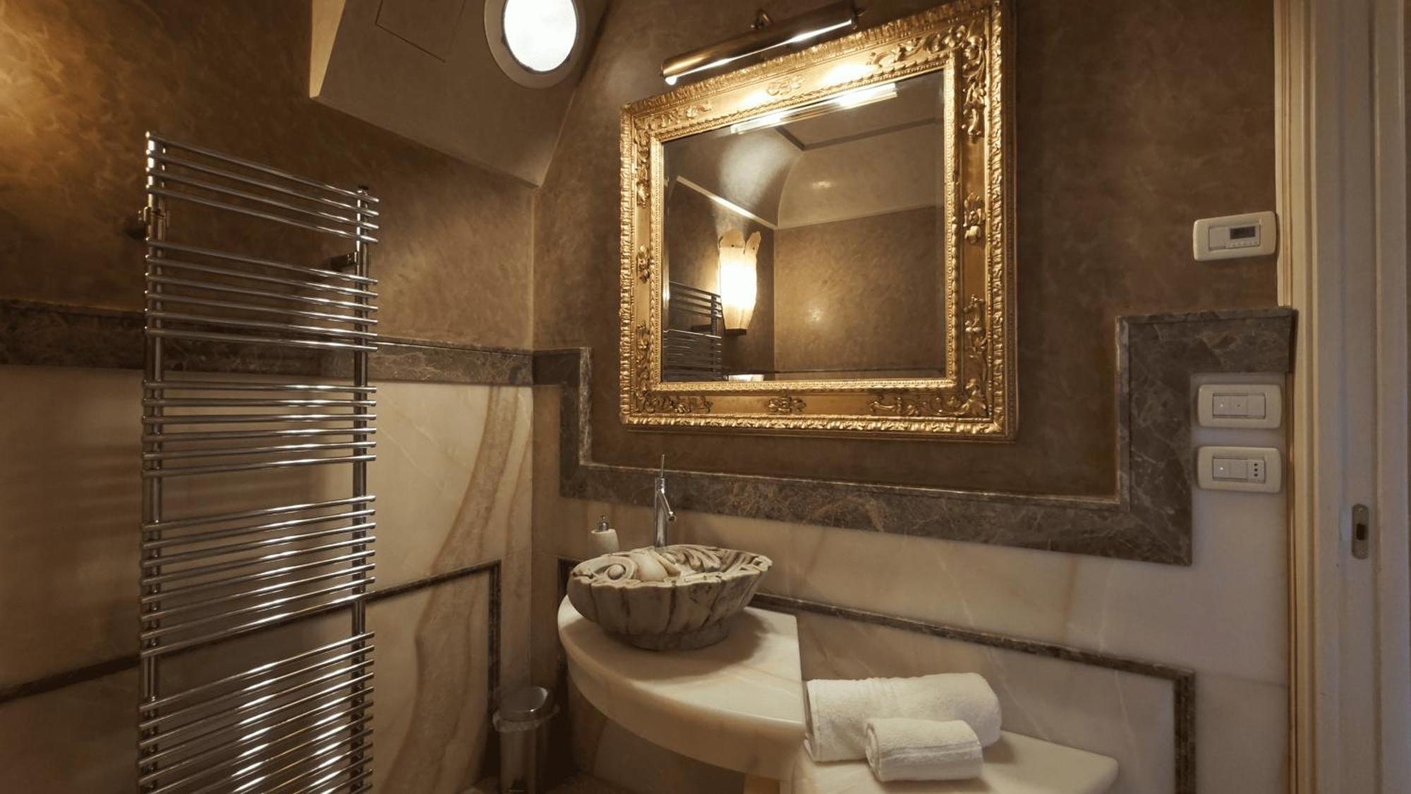 Opera Luxury Apartment Verona Ngoại thất bức ảnh
