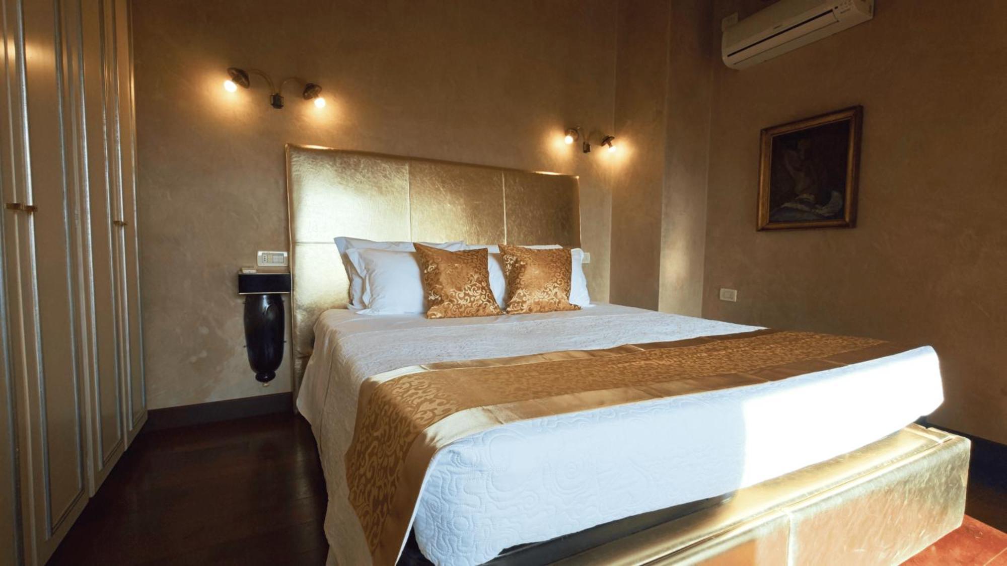 Opera Luxury Apartment Verona Ngoại thất bức ảnh
